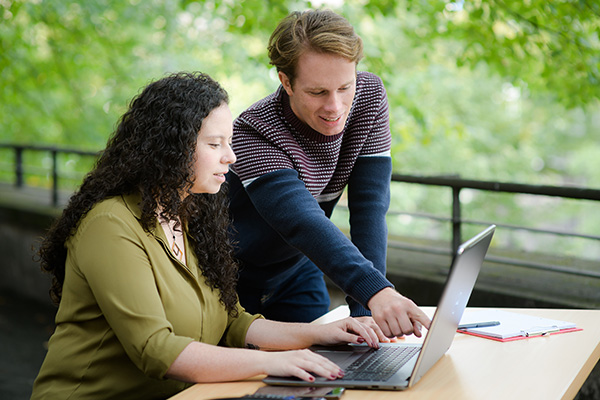 Students with laptop